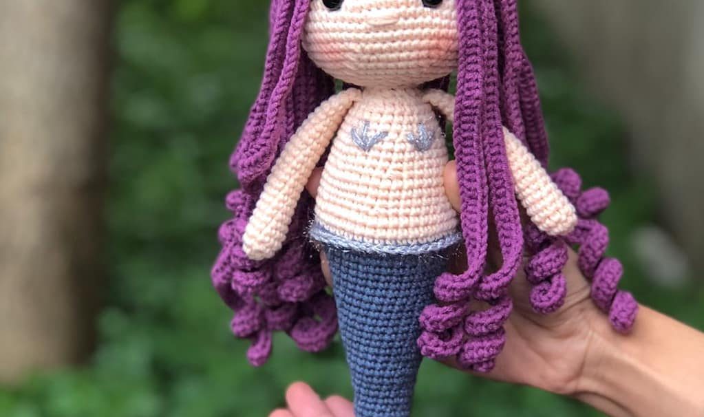 AMIGURUMI MERMAID DOLL CROCHET FREE PATTERN